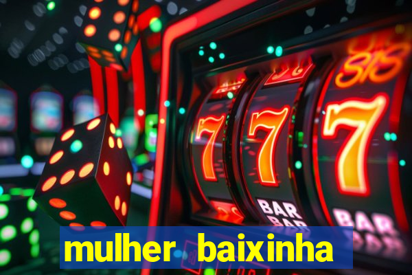 mulher baixinha transando com homens altos